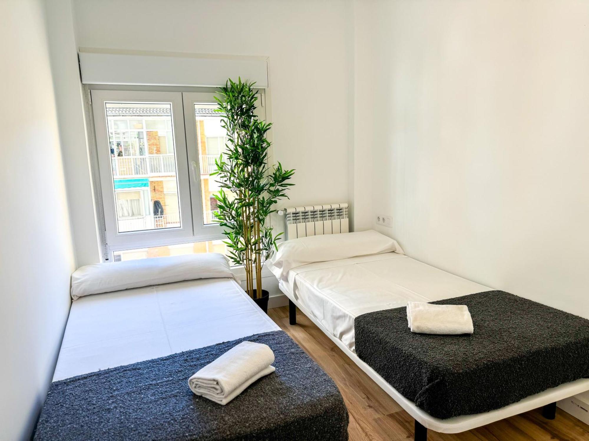 El Mastin Del Pirineo Turistea Apartment Huesca Exterior photo